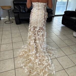 Unique wedding gown, BRAND NEW